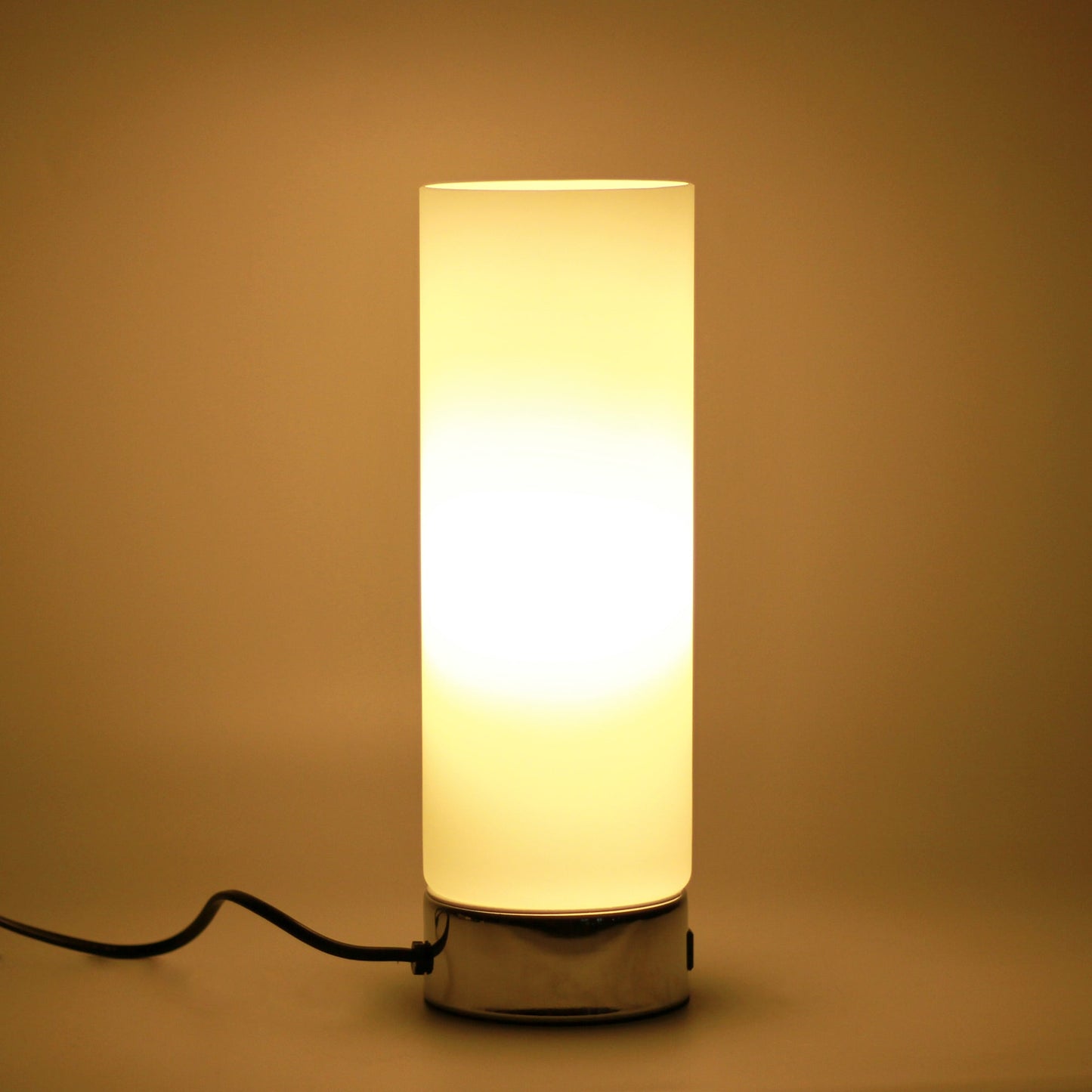 Julie Cylinder Touch Lamp with USB Port-3