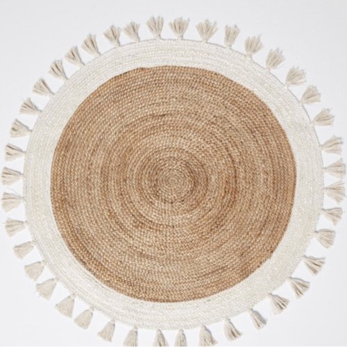 Round rug with tassels handmade from jute and recycled cotton